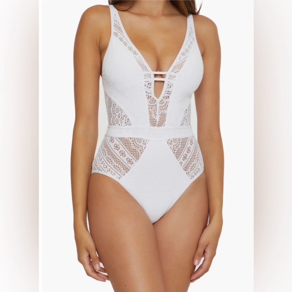 Becca by Rebecca Virtue all White one piece crochet swimsuit Size Large